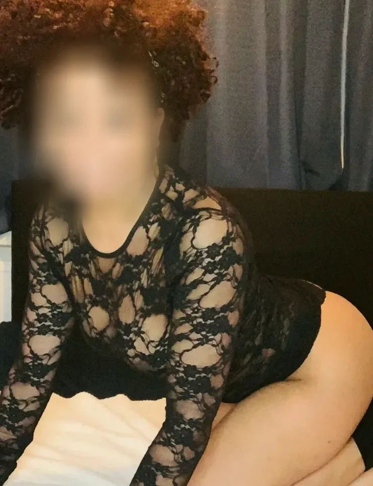 Fiona, 37