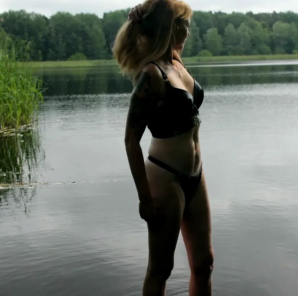 Nele, 39